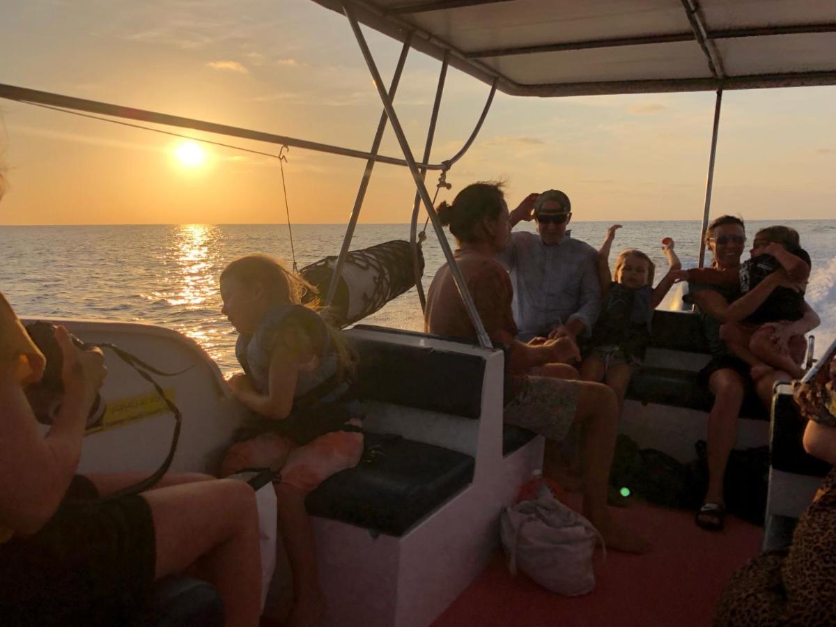 Royal Reef Stay Mathiveri Luaran gambar