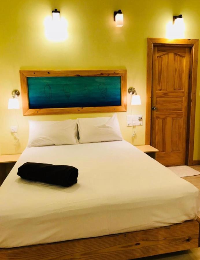 Royal Reef Stay Mathiveri Luaran gambar